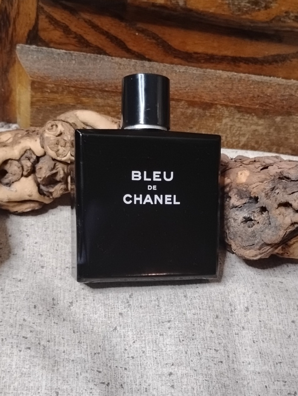 CHANEL Bleu de Chanel Black Bottle with White Logo